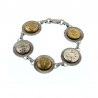 Bracelet with buttons